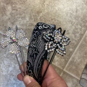Woman’s headbands